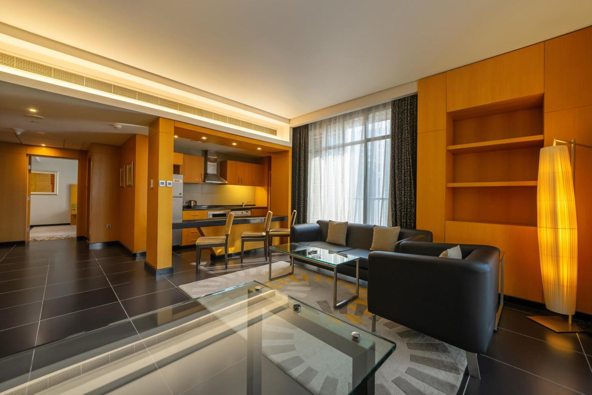 Hala Arjaan By Rotana, Deluxe Hotel Apartments Abu Dhabi Eksteriør bilde