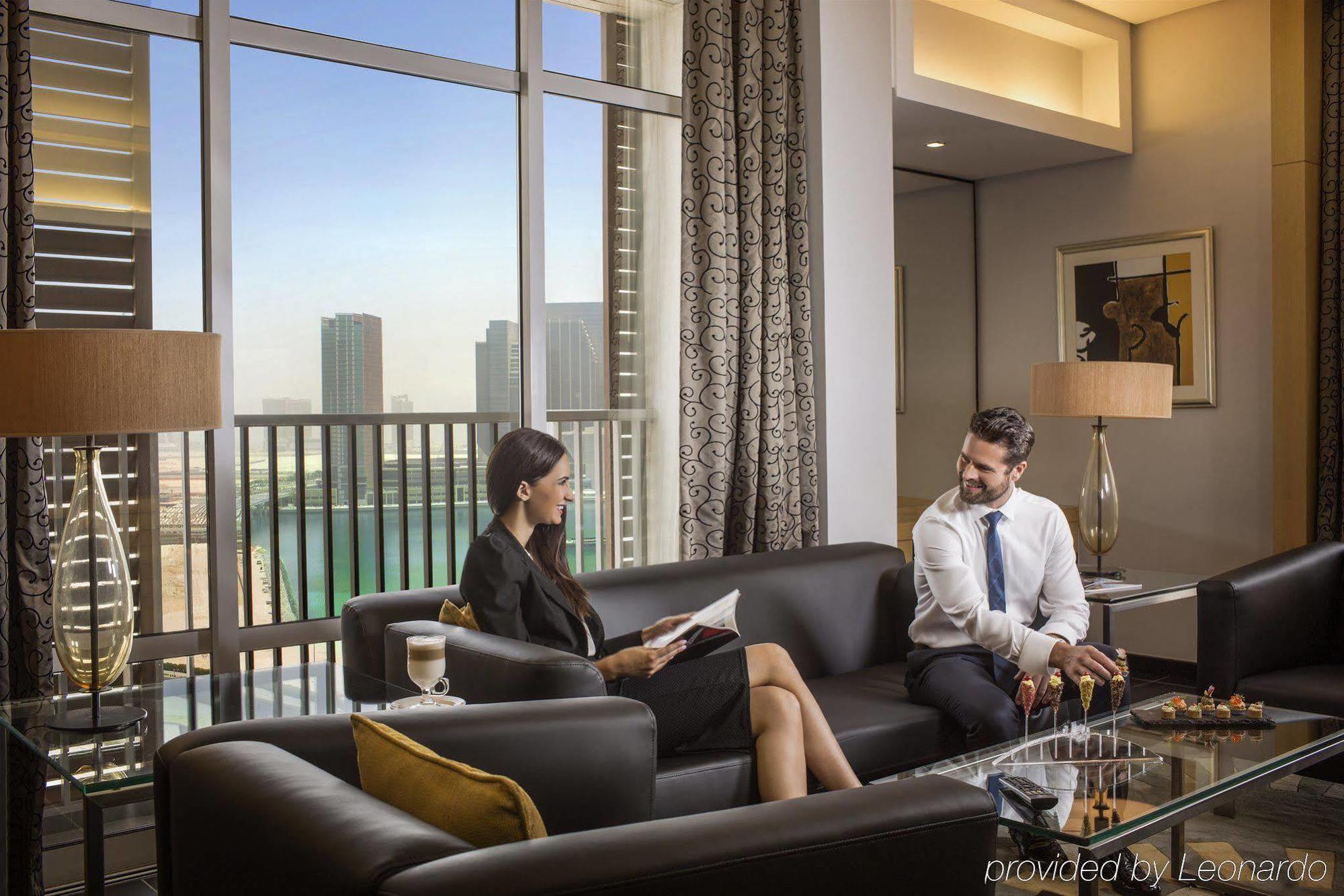 Hala Arjaan By Rotana, Deluxe Hotel Apartments Abu Dhabi Eksteriør bilde
