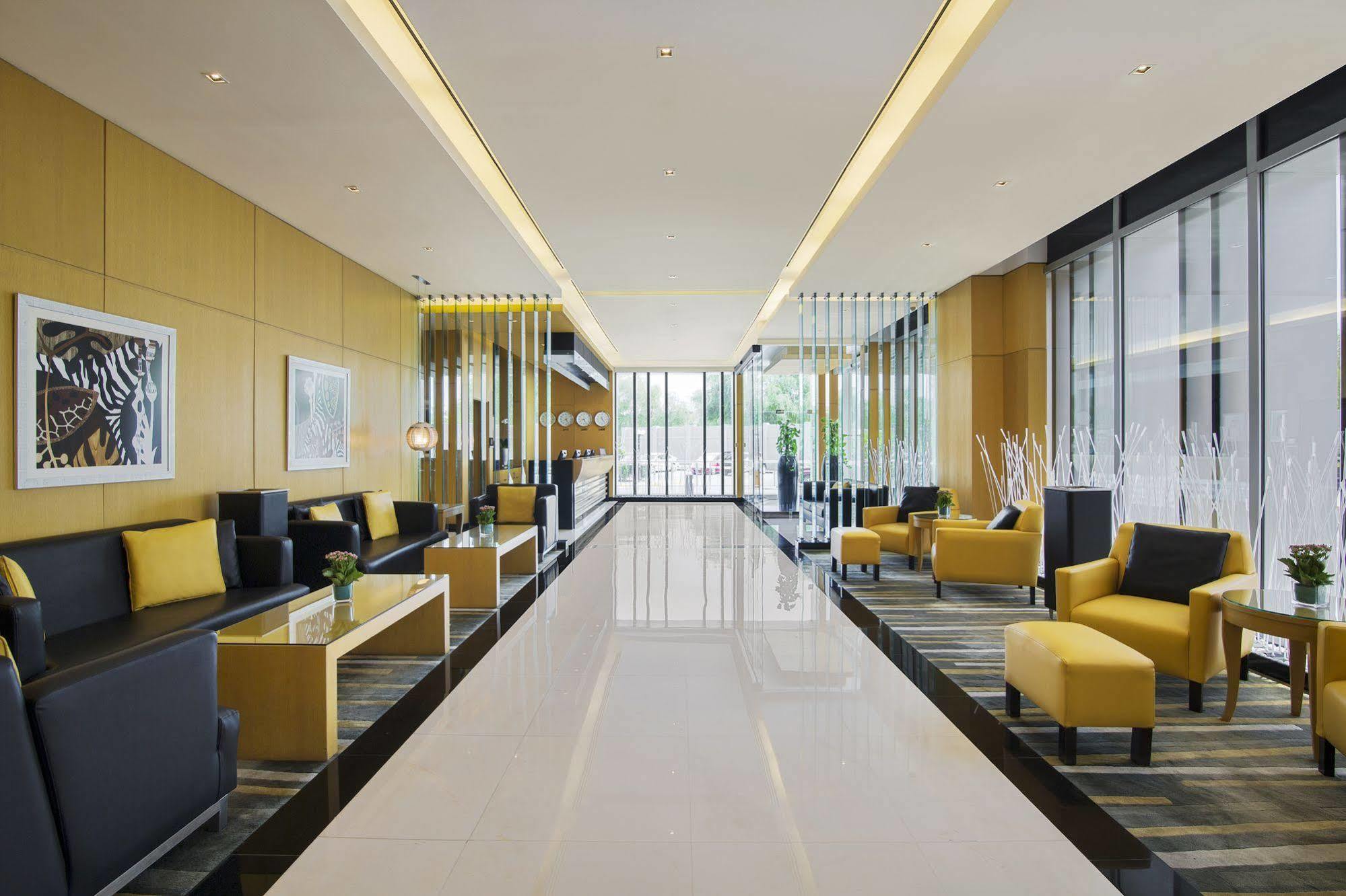 Hala Arjaan By Rotana, Deluxe Hotel Apartments Abu Dhabi Eksteriør bilde